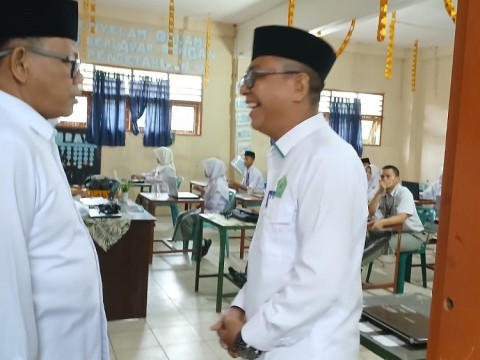 Kakankemenag Pantau TKA di MAN 1 Deli Serdang , Monev Berlan