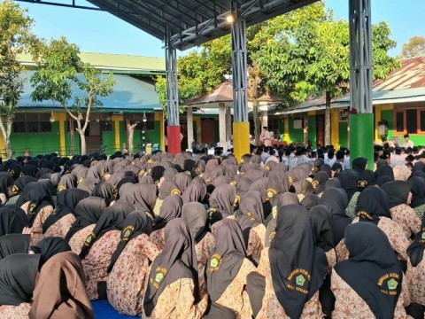 MAN 1 Deli Serdang Gelar Doa Bersama dan Donasi untuk Korban 