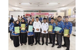 Tujuh Guru dan Tenaga Kependidikan MAN 1 Deli Serdang Terima SK PPPK Kemenag