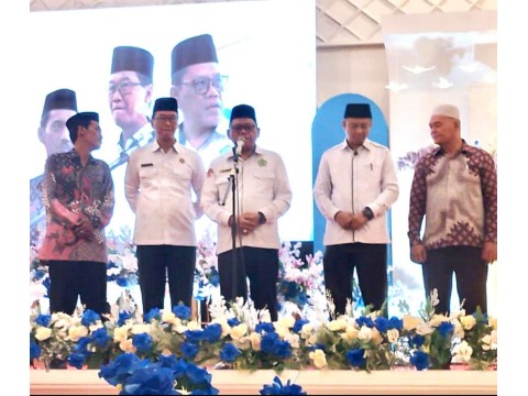 Kakan Kemenag Deli Serdang Hadiri Perpisahan Siswa Kelas XII 